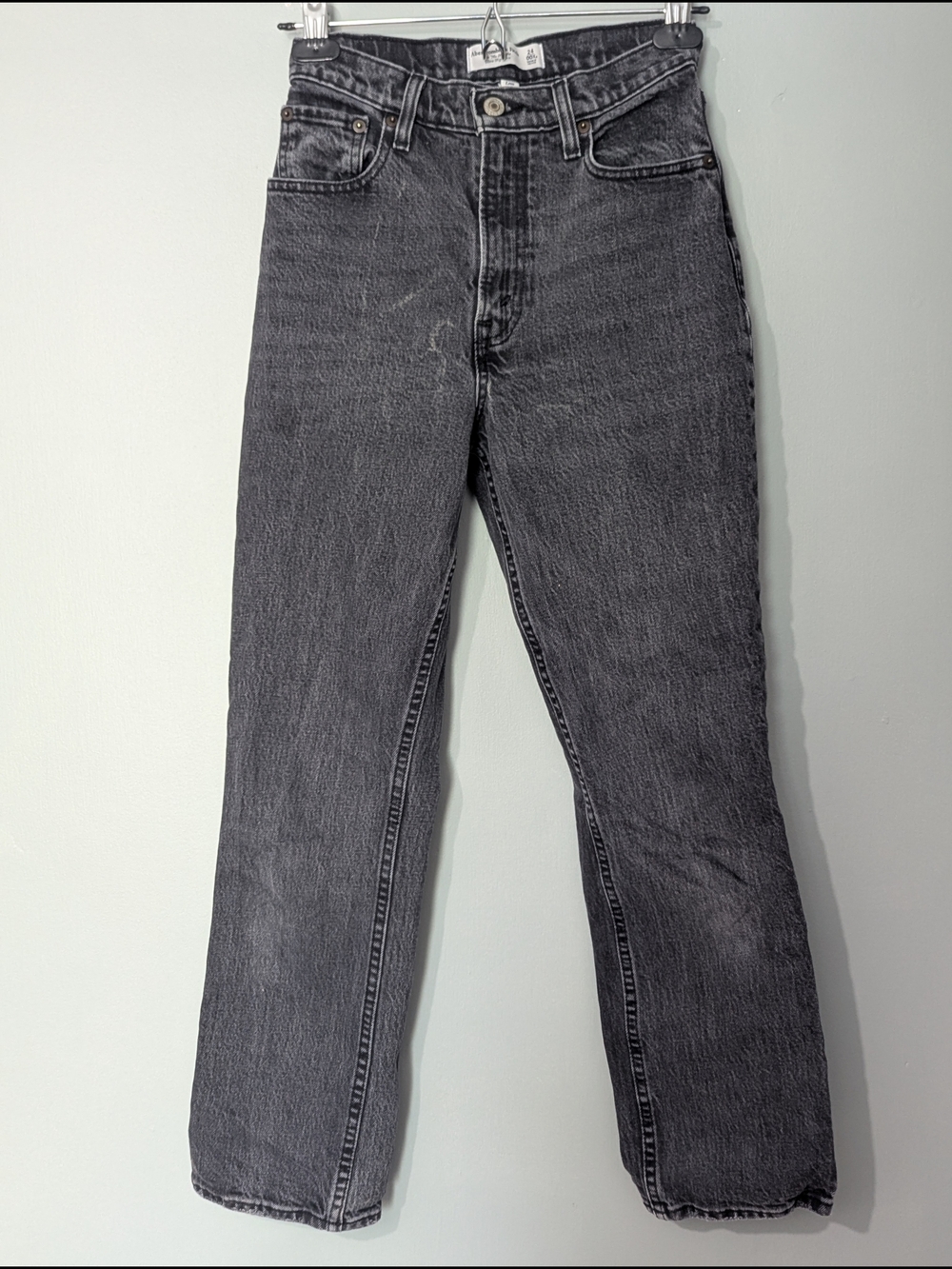 Abercrombie & Fitch Curve Love 90s Straight Ultra High Rise Black Wash Jeans
